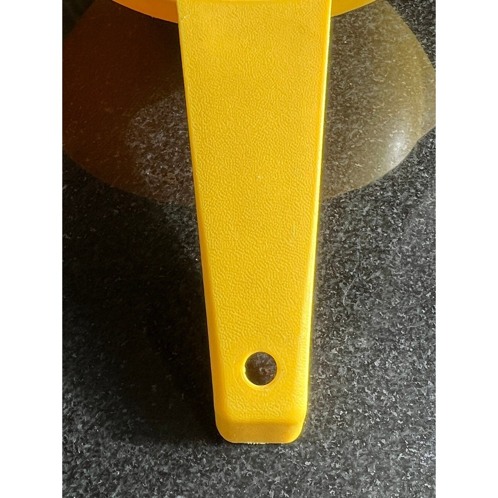 Vintage TUPPERWARE Yellow Colander Strainer #1200-3 One Quart EUC - Picture 5 of 9